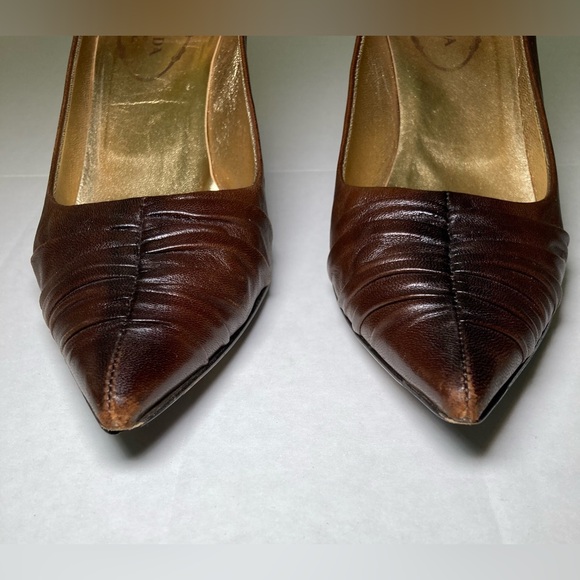 Prada EUC Size EUR 37 Pointed-Toe Brown Leather Heels - Picture 3 of 10